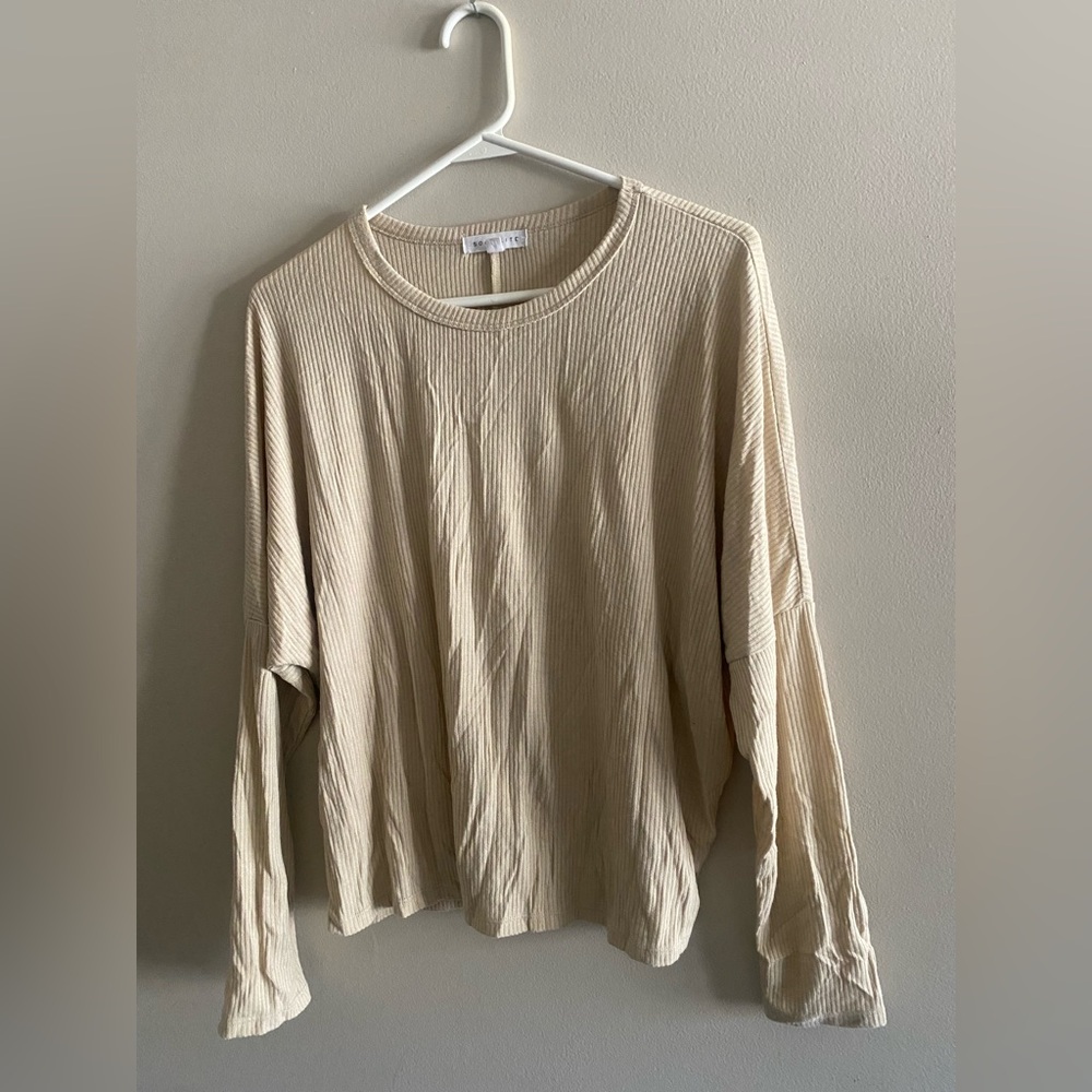 Socialite Long Sleeves Women’s Top Size M